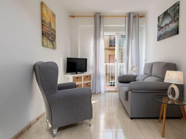 House, 3 Bedrooms | Living area - Global Lepanto - By Global Rental Holidays 6599 (Javea)