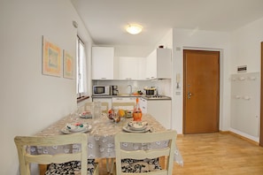 Dining - Ardaro 1 (Riva del Garda)