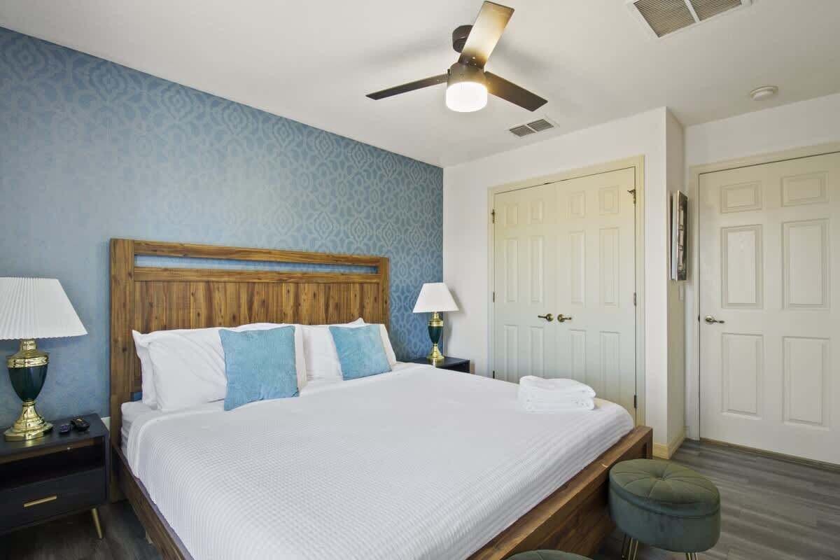 3 chambres, fer et planche à repasser, lit parapluie, Wi-Fi gratuit