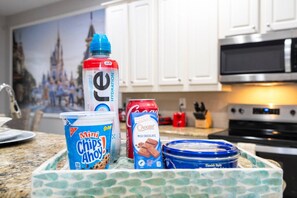 冰箱、微波炉、炉灶、洗碗机