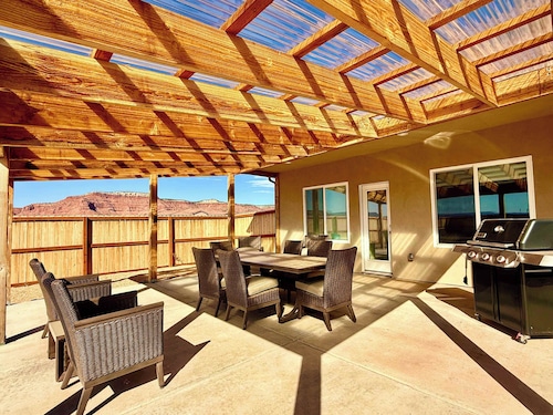 Kanab Oasis: Pool, Hot Tub & Game Room Near Zion
