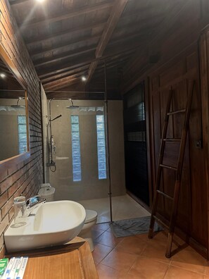 Luxury-Villa, Poolblick | Badezimmer