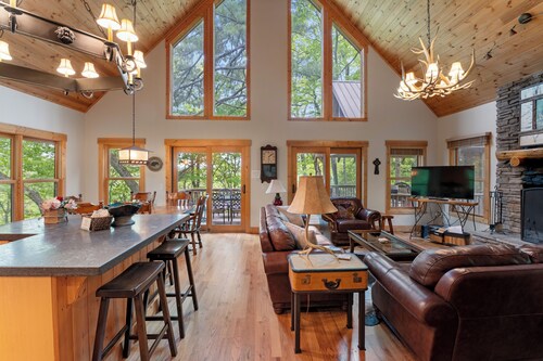 Mountain Treehouse | Wood Burning Fireplace and Hot Tub