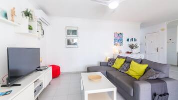 Rumah, 3 kamar tidur, teras | Area keluarga