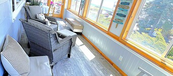 The Sea Gaze - 5BR with Beach Path