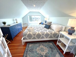 5 soverom, strykejern/-brett, reiseseng for barn og wi-fi (inkludert)