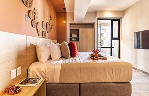 1 dormitorio, tabla de planchar con plancha, cuna de viaje y wifi