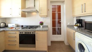 Casa, 5 habitaciones, terraza | Cocina privada