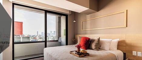 1 Schlafzimmer, Schreibtisch, Bügeleisen/Bügelbrett, Reisekinderbett