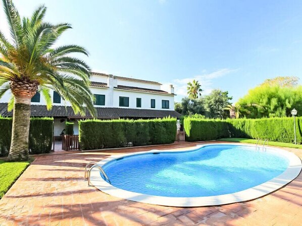 Huis, 4 slaapkamers, terras | Zwembad