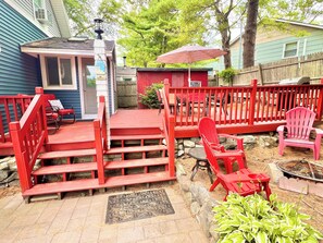 Terrace/patio - OOB family Beach House w/private yard and deck! Pet friendly, parking, 4/BR 2/BA (Old Orchard Beach)