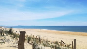 Tæt på stranden, liggestole