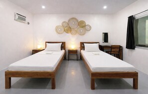 Standard Room | Free WiFi, bed sheets