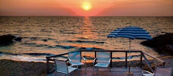 Genari Beach Apartments – Appartement avec vue sur la mer pour couples ou petites familles