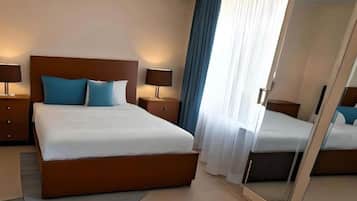 2 quartos, Wi-Fi, roupa de cama, acesso para cadeiras de rodas