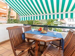 Outdoor dining - El Coto A by Interhome (Pals)