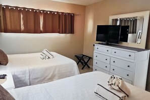 1 bedroom, desk, iron/ironing board, free WiFi