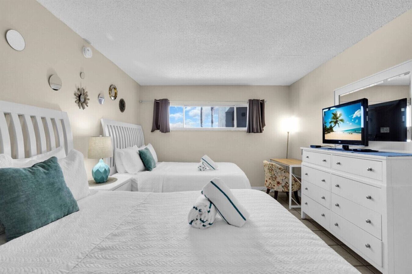 Sunset And Beach View Unit 402 - Longboat Key, FL