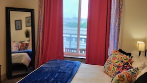 Apartment, 1 Bedroom, Accessible, Smoking | 2 bedrooms - Ig-worthy Fiesta DT Retreat Hotel Apt Free Parking and Pets Allowed (San Antonio)