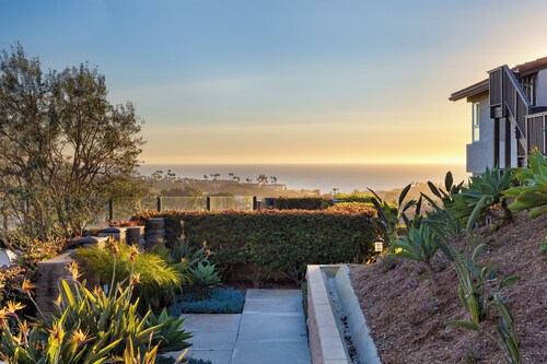 Walk to Beach | Pool, Hot Tub, Private Patio, Parking | Seabreeze Retreat