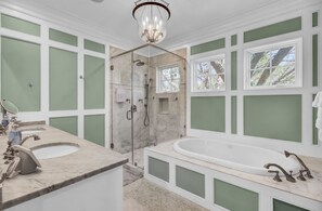 Shower, hair dryer, towels - Steps to the Beach! Pool, Gym, Game Room, Movie Theater | 3301 Palm by AvantStay (Isle Of Palms)