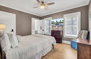 6 bedrooms, iron/ironing board, free WiFi, bed sheets - Steps to the Beach! Pool, Game Room, Movie Theater | 3301 Palm by AvantStay (Isle Of Palms)
