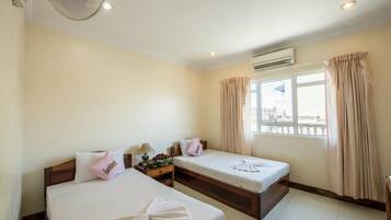 1 slaapkamer, een bureau, wifi, beddengoed