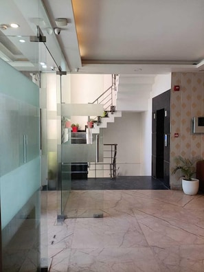 Elevator