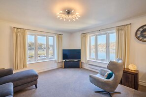 Apartemen, akses difabel | 2 kamar tidur