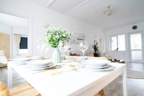 Hus – comfort, 3 soverom, kjøkken | Spiseområde