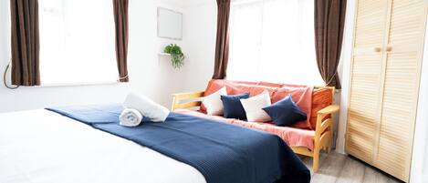 Comfort House, 3 Bedrooms, Kitchen | 3 bedrooms, desk, laptop workspace, iron/ironing board
