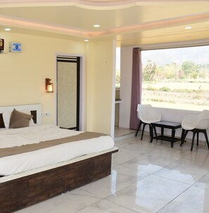 Honeymoon Suite Room - The Nature View Resort (Kaladhungi)