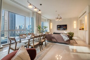 Fernseher, Stereoanlage