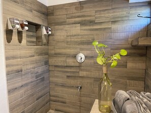 Deluxe Room, 1 Bedroom, Non Smoking, Garden View | Bathroom | Shower, free toiletries, hair dryer, towels - BreMar85 - Private Place Adults Only  (Celestún)