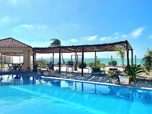Outdoor pool, open 8:00 AM to 8:00 PM, pool umbrellas, pool loungers - BreMar85 - Private Place Adults Only (Celestún)