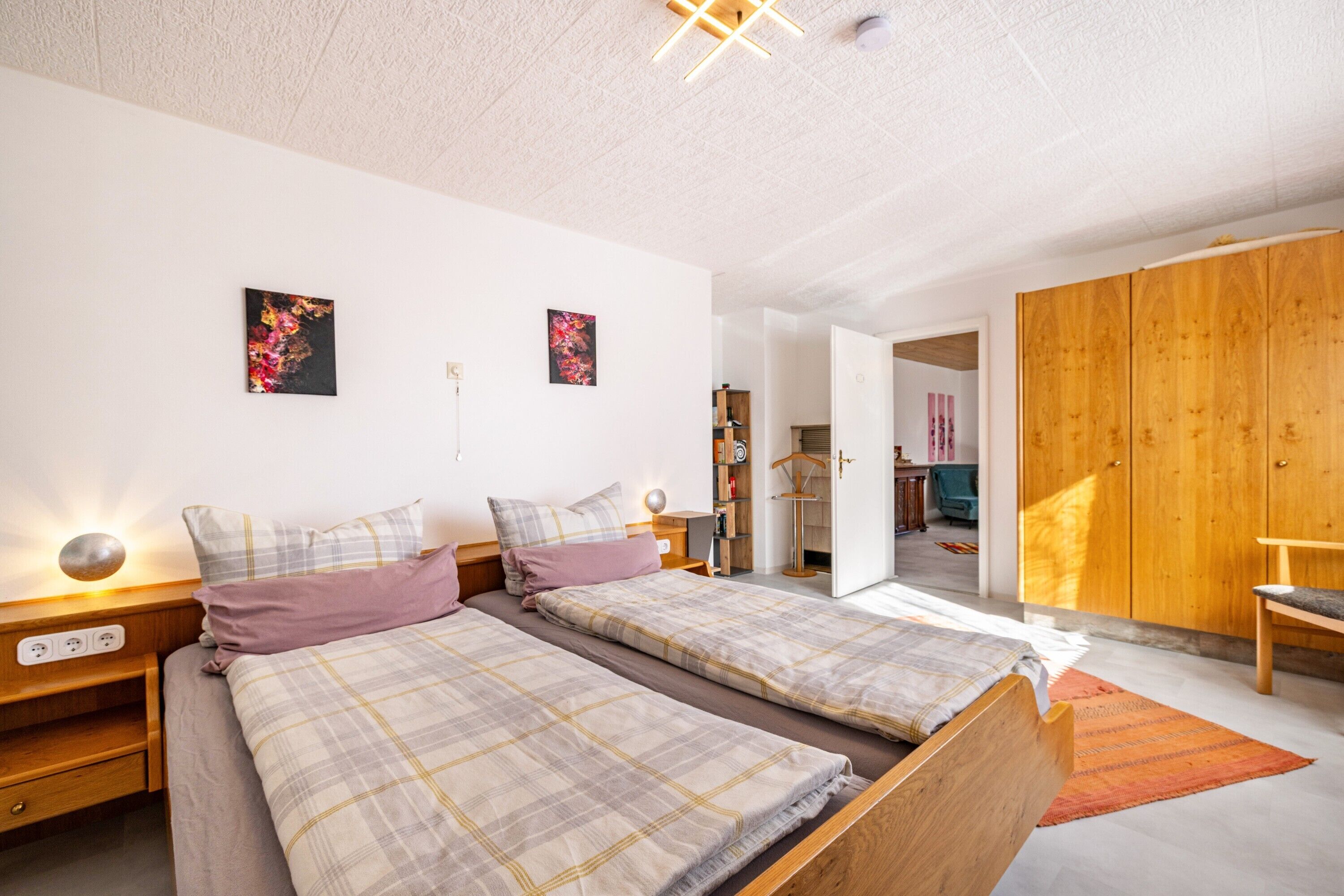 2 bedrooms, iron/ironing board, free WiFi, bed sheets