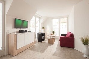 Télévision, chaîne hi-fi