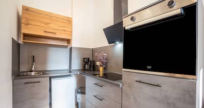 Ferienwohnung 'Mit 2 Schlafzimmern 2' mit Balkon und Wi-Fi
