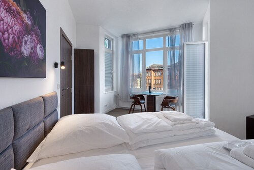 2 Zimmer Apartment 3-2 mit Balkon und Wi-Fi