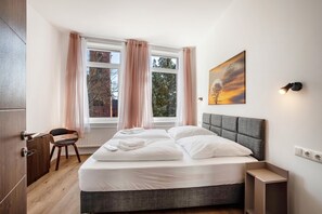 1 bedroom, free WiFi, bed sheets