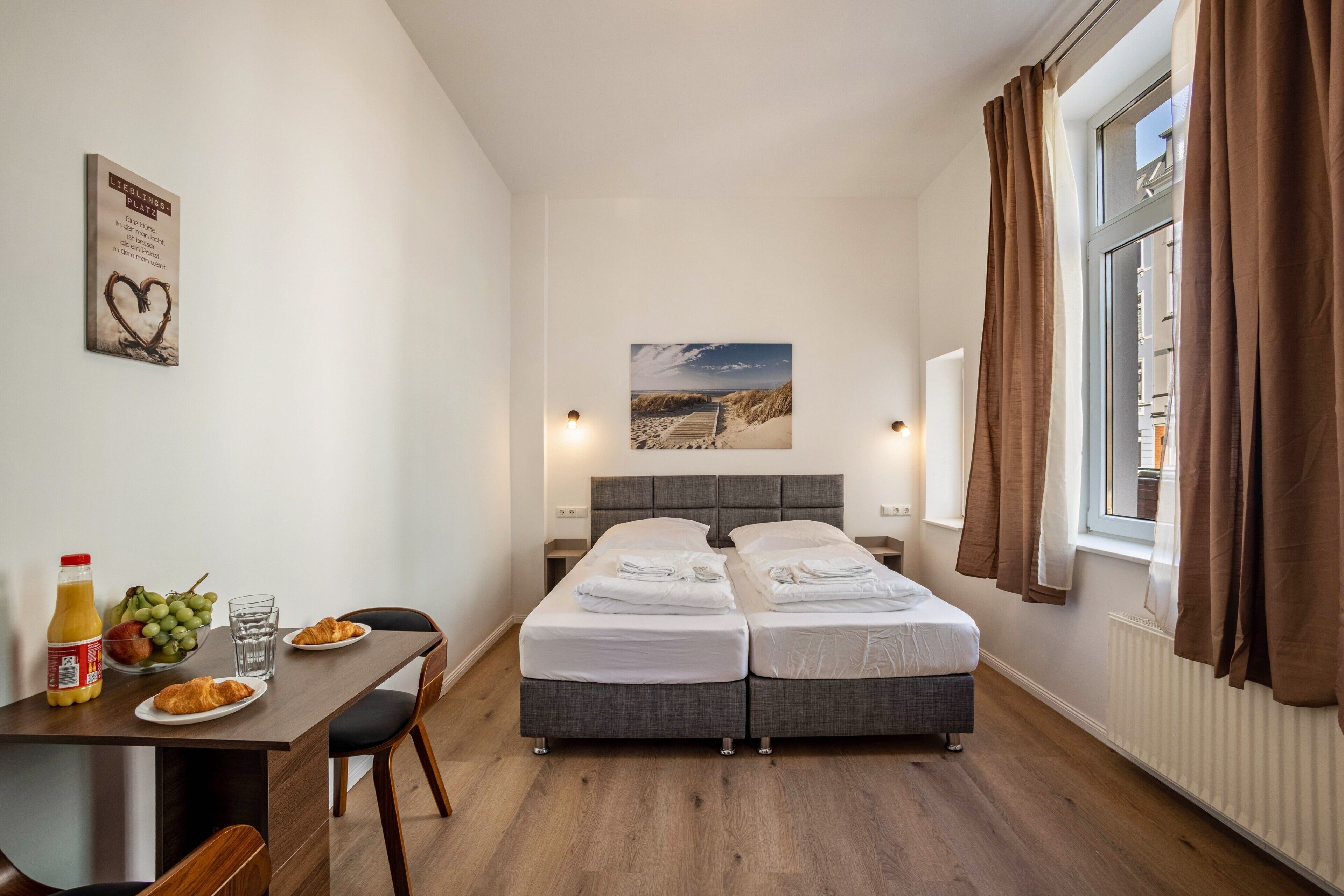 1 bedroom, free WiFi, bed sheets