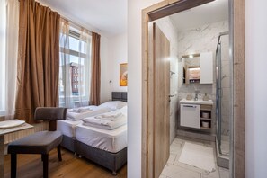 1 bedroom, free WiFi, bed sheets - Studio Apartment '-Apartment' with Wi-Fi (Lübeck)