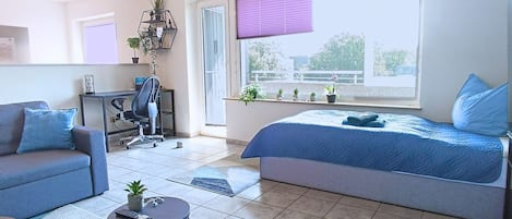 1 室のベッドルーム、アイロン / アイロン台、WiFi (無料)、ベッドシーツ