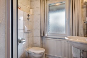淋浴設備、風筒、提供毛巾