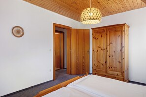 2 chambres, Wi-Fi gratuit, draps fournis