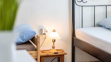 2 bedrooms, free WiFi, bed sheets