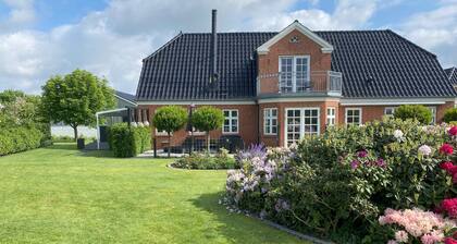 Luxury country house in nature with wellness