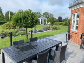 Outdoor dining - Luxury country house in nature with wellness (Haderslev)