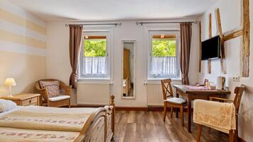 1 bedroom, free WiFi, bed sheets