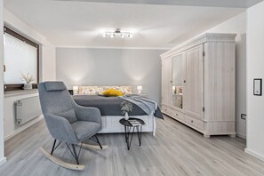 1 bedroom, iron/ironing board, free WiFi, bed sheets